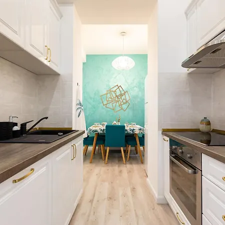 Welcome To The Jungle! Appartement Bucarest